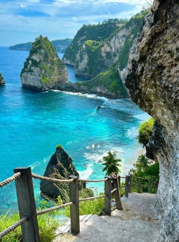 d7b3698b161a3a5fa8a189b88190f898